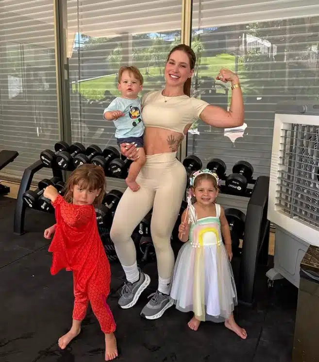 Virgínia Fonseca e os filhos com o cantor Zé Felipe