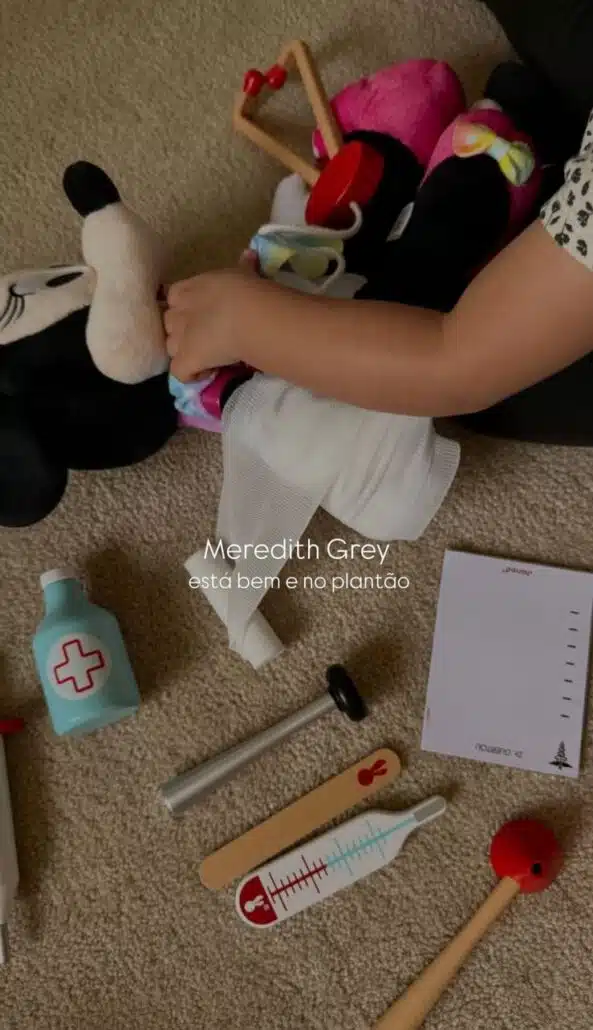 Amanda Kimberlly revelou a filha depois de cirurgia de emergência