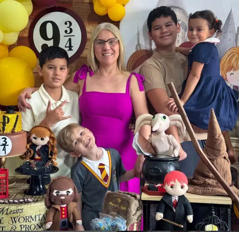 Mãe de Eloá Pimentel com os seus netos