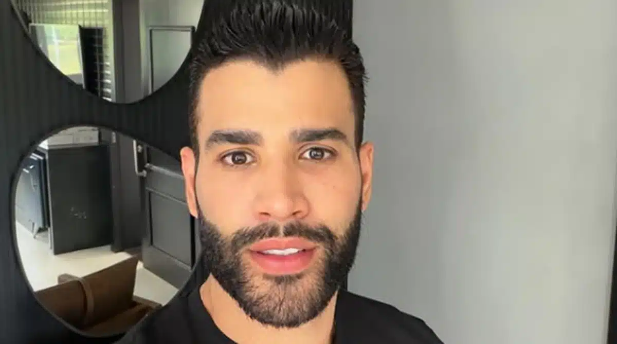 Filhos de Gusttavo Lima surgem tomando banho na mansão e encantam