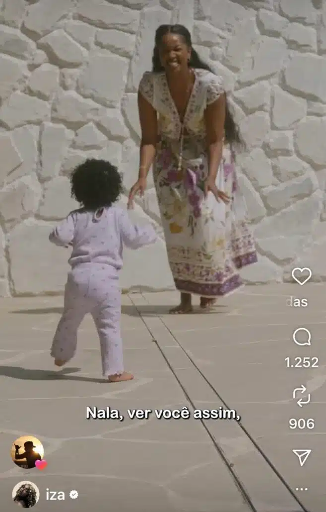 Iza surge brincando com a filha em publi
