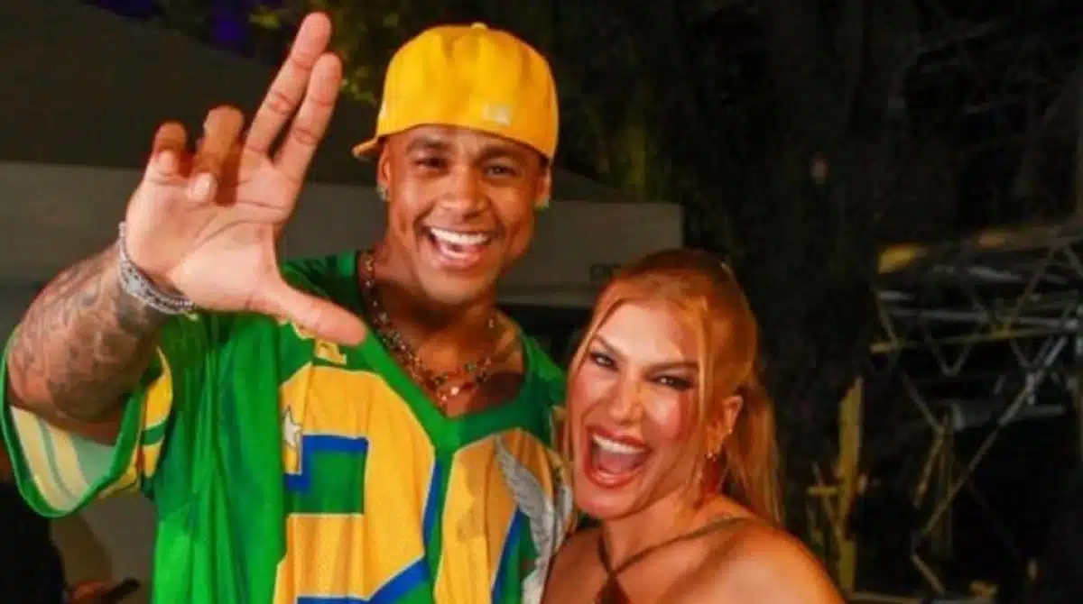 Léo Santana e Lorena Improta mudam nome do bebê e explicam