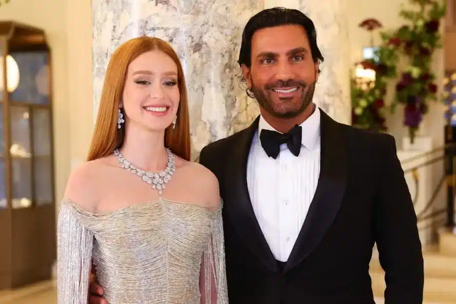 Marina Ruy Barbosa com seu noivo, o empresário Abdul Fares