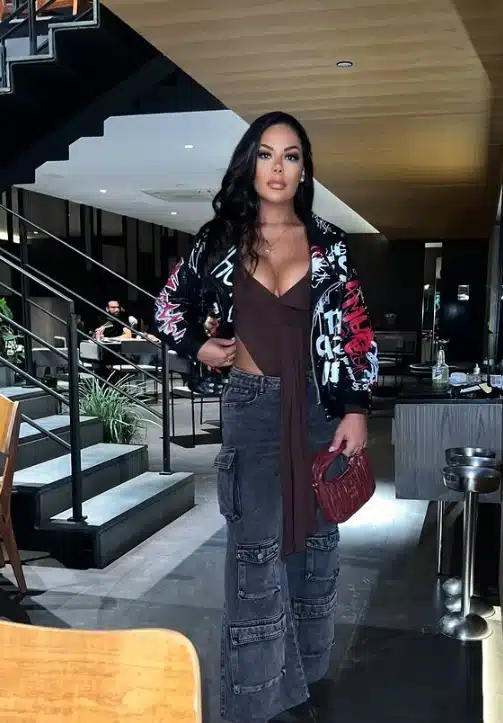 Influencer diz estar grávida de Memphis Depay