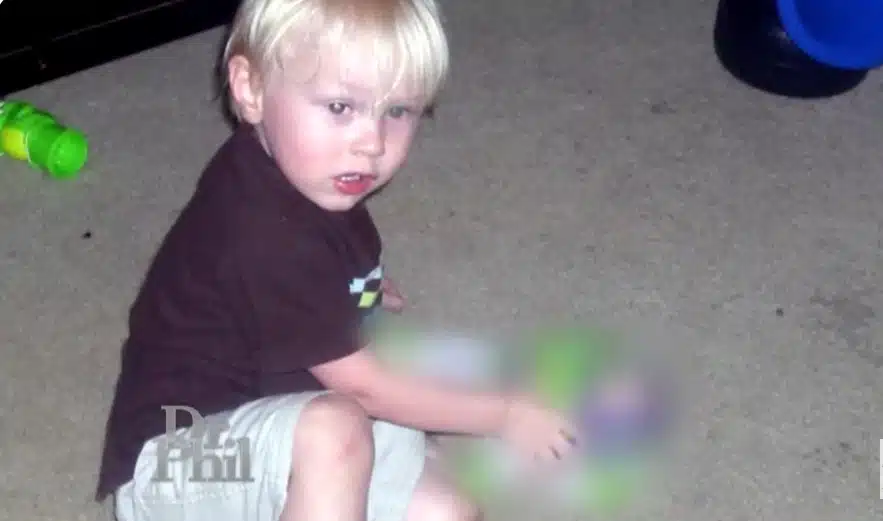 O menino Jordan Bleimeyer antes de seu desaparecimento