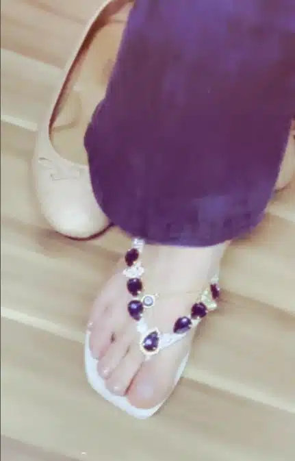 Suzane Von Richthofen junto de seu chinelo
