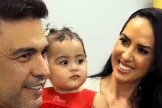 Zezé Di Camargo e Graciele mostram os primeiros passinhos da filha
