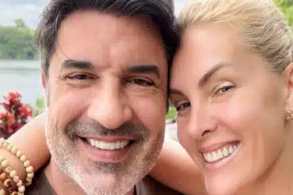 Ana Hickmann surge com seu filho e Edu Guedes em viagem a Amazônia e impressiona