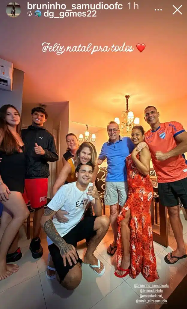 Filho de Eliza Samudio reunido com sua família