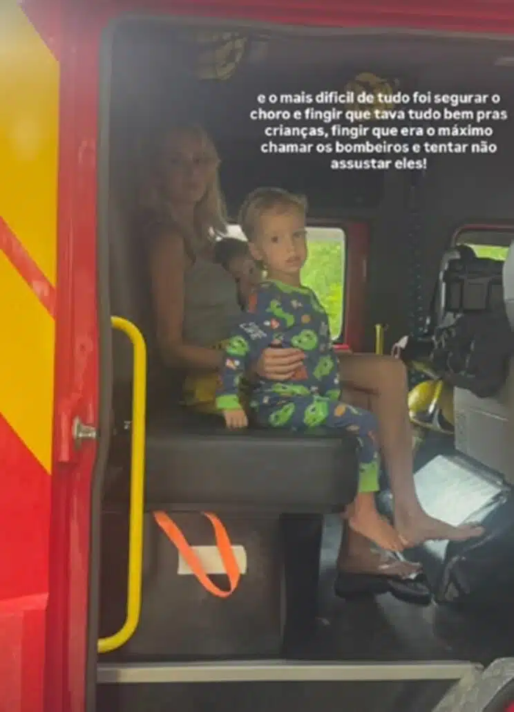 Os gêmeos de Isa Scherer posaram no caminhão de Bombeiro