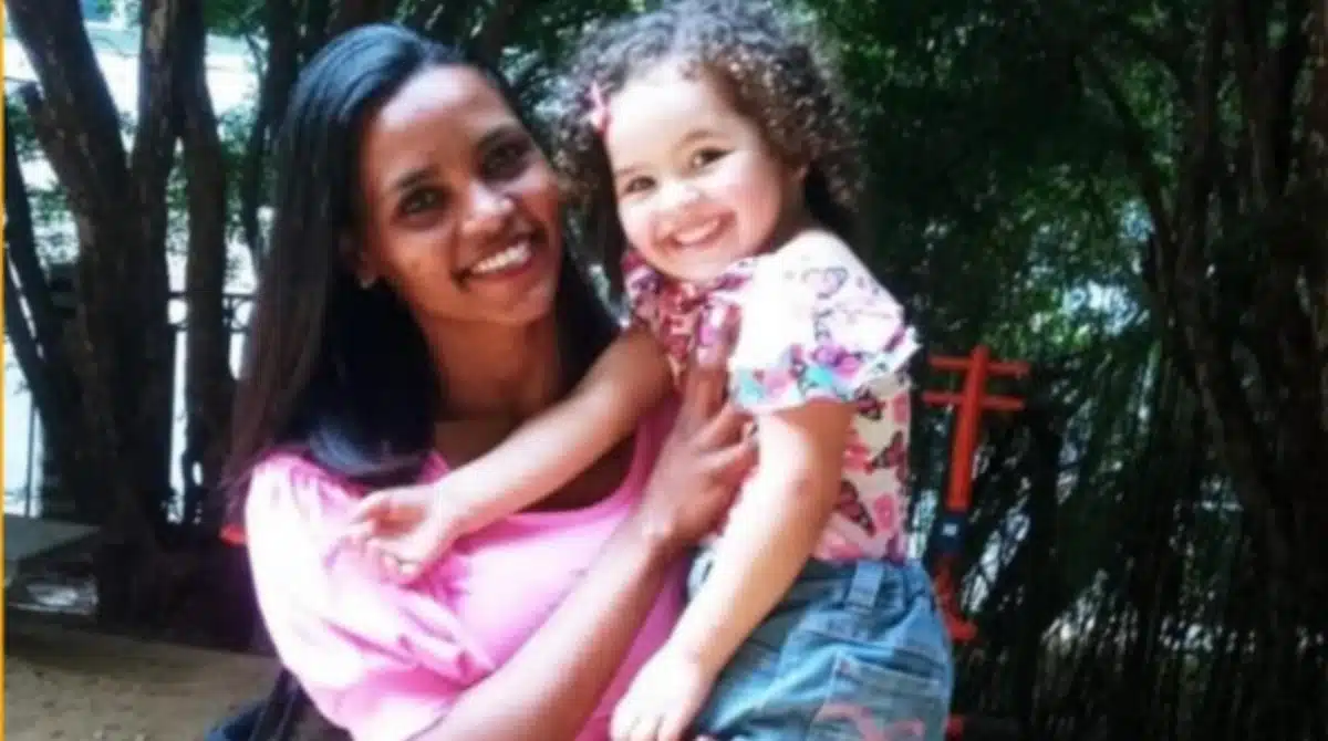 Descoberta surgiu sobre mãe que jogou a filha de um prédio