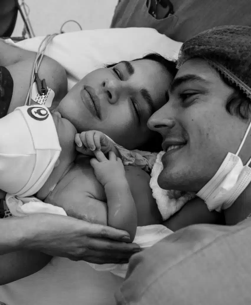 Mariana Rios apresenta seu 1º bebê