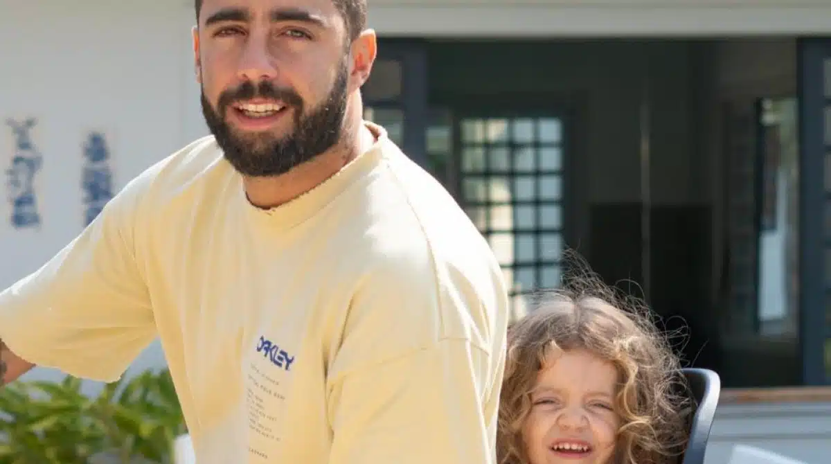 Pedro Scooby comemora os 3 anos da caçula com festa cheia de animais