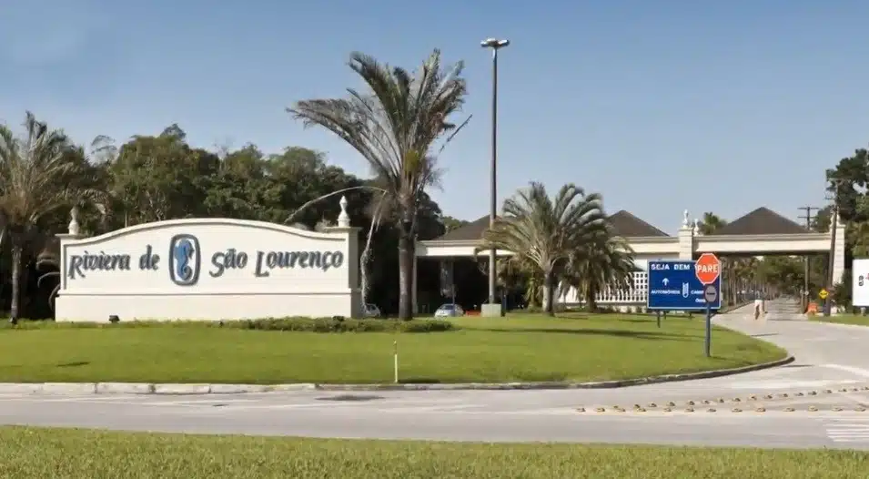 Suzane Von Richthofen foi para Riviera de São Lourenço