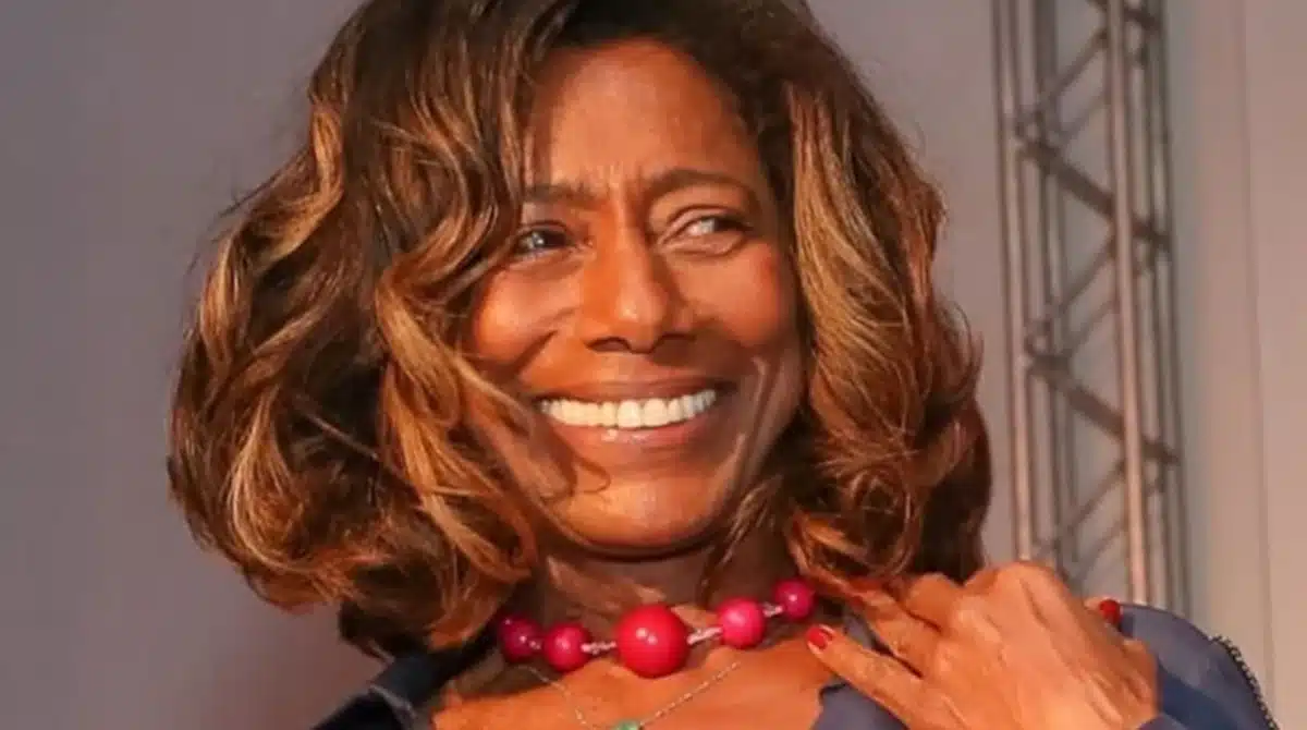 Filha de Glória Maria se declara para o pai no aniversário dele e encanta