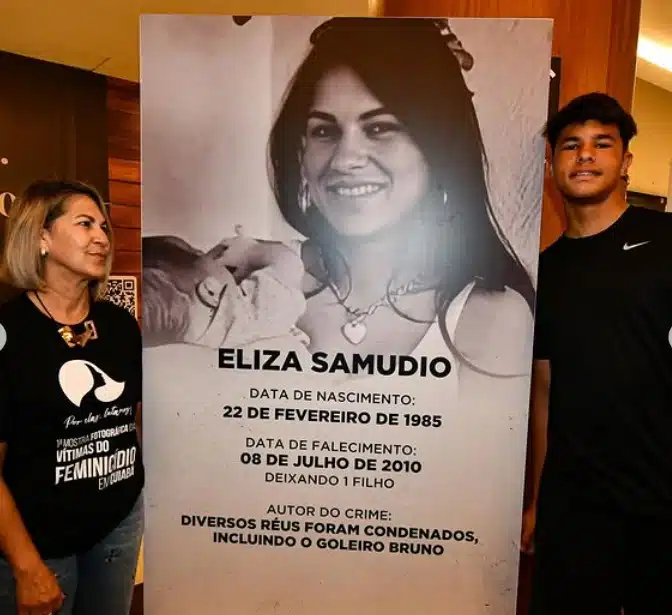 Mãe e filho de Eliza Samudio durante homenagem para ela