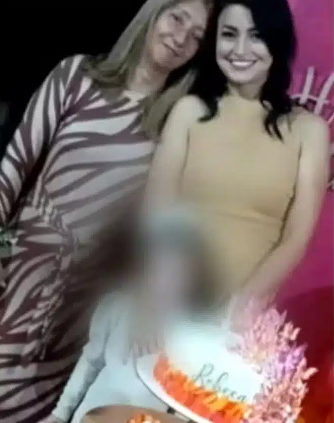 Filha tirou a vida da mãe e criança viu tudo