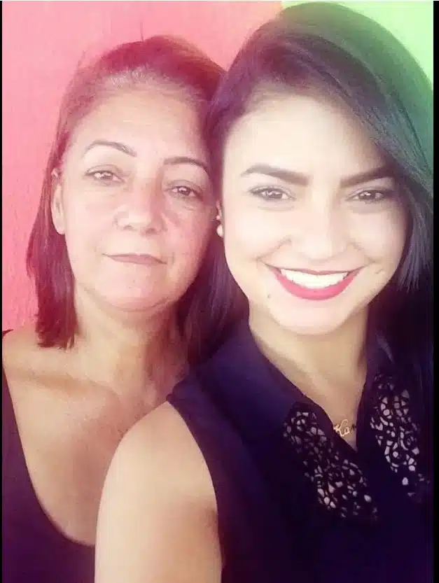 Filha tirou a vida de sua mãe em casa