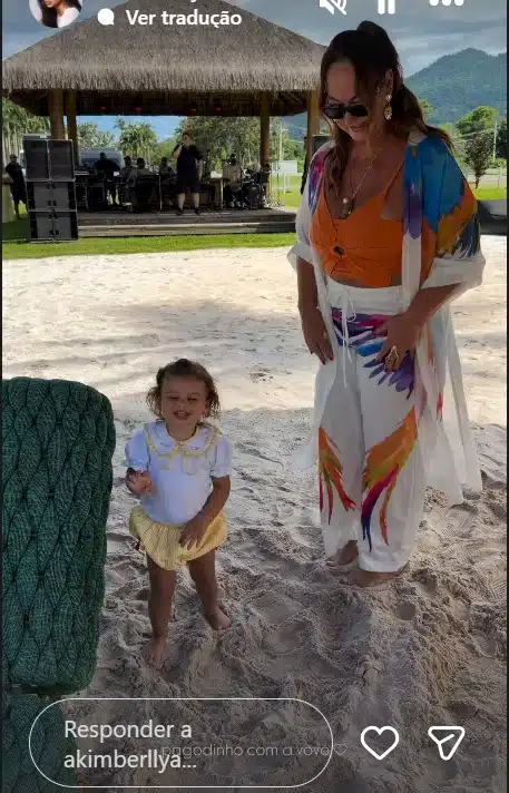 Nadine e Helena na mansão de Neymar Jr