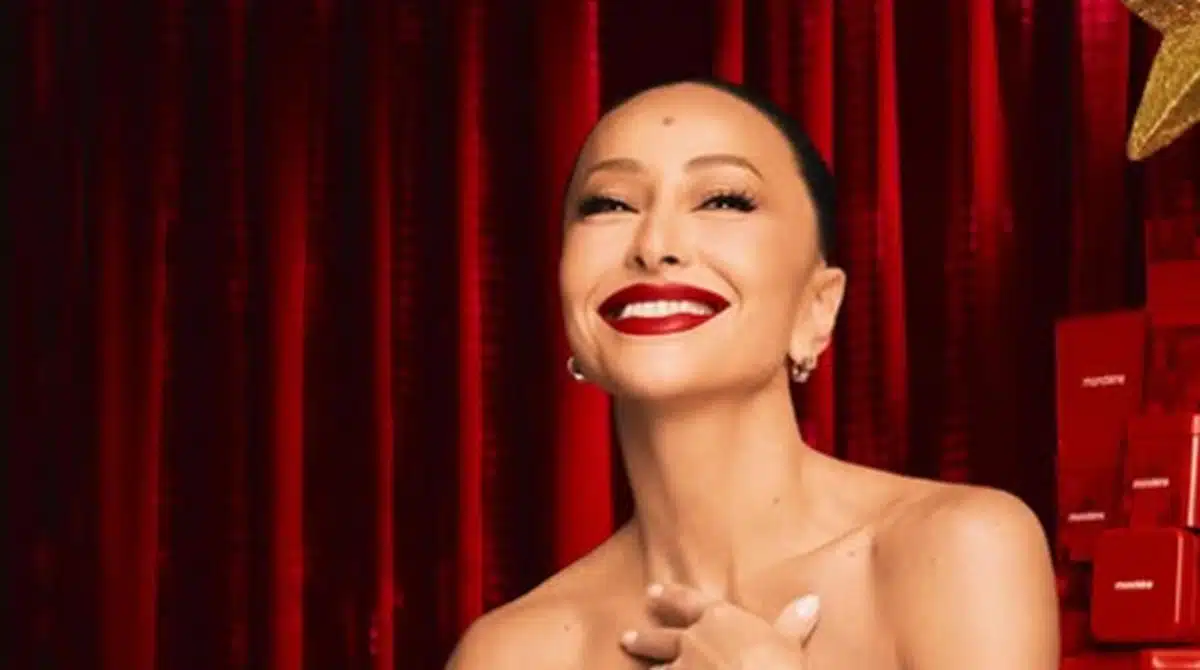 Sabrina mostra Zoe surfando em lago artificial e surpreende e encanta