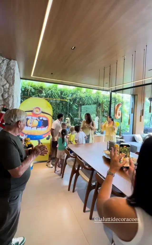 Thammy Miranda faz linda festa para o filho, em sua mansão