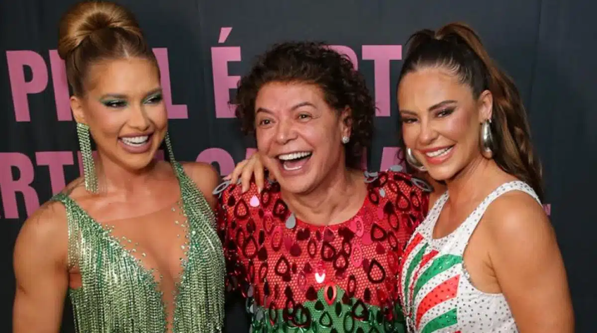 Virgínia Fonseca surge com filhos e Paolla Oliveira na quadra da escola