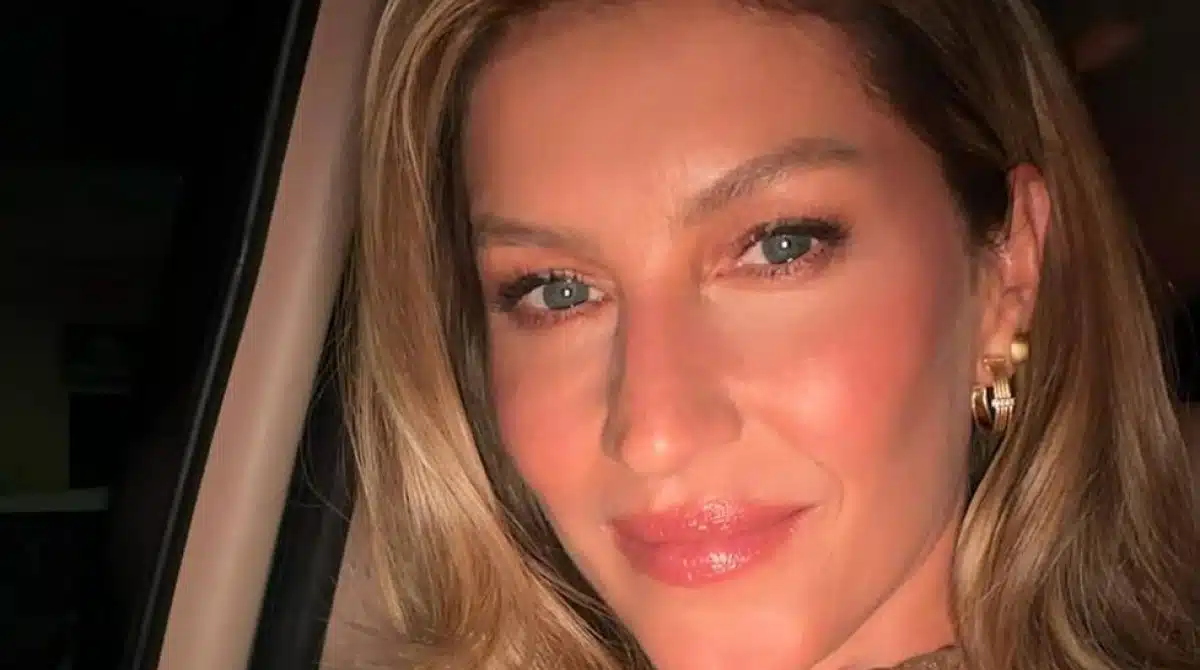 Gisele Bündchen desabafa sobre corpo no pós parto