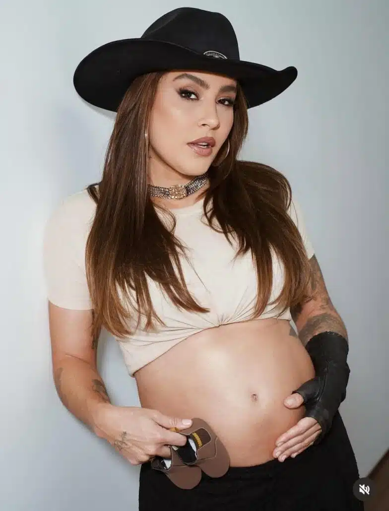 Lauana Prado respondeu perguntas sobre sua gravidez