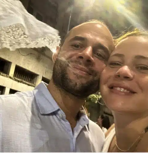 Leandra Leal celebra 7 anos de casamento e se declara para o marido e impressiona