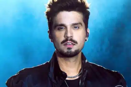Luan Santana mostra rosto da filha pela 1ª vez