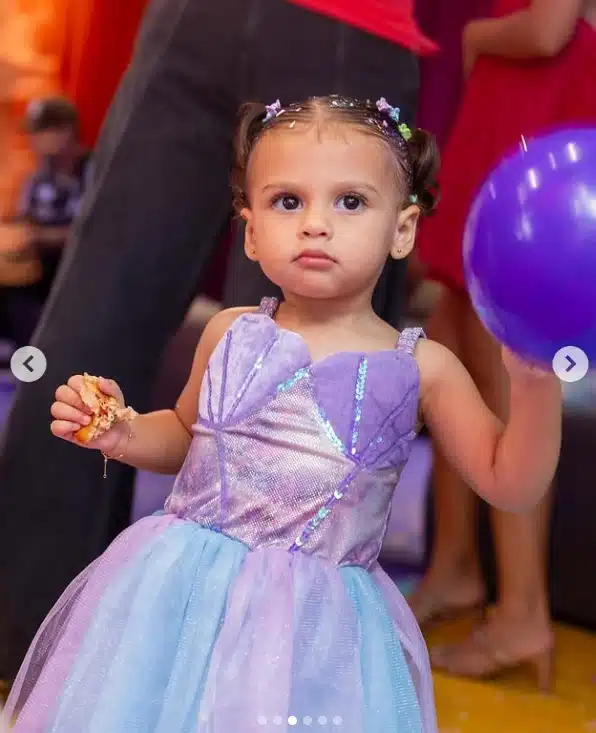 Helena, a filha de Neymar Jr e Amanda Kimberlly na festa