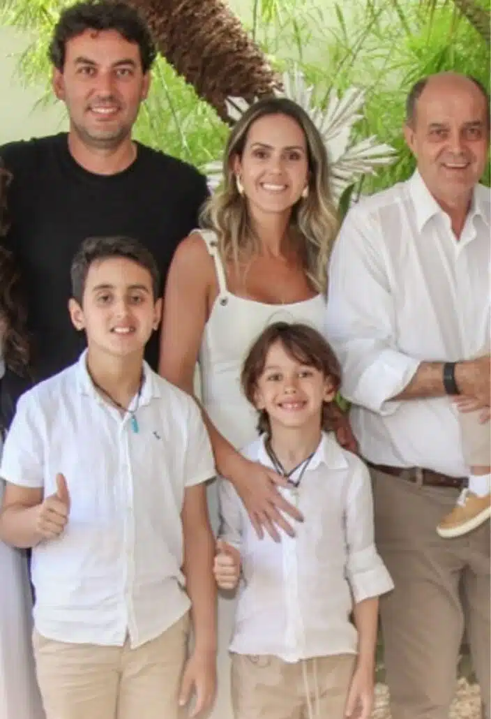 Prefeito junto com a família antes de tudo