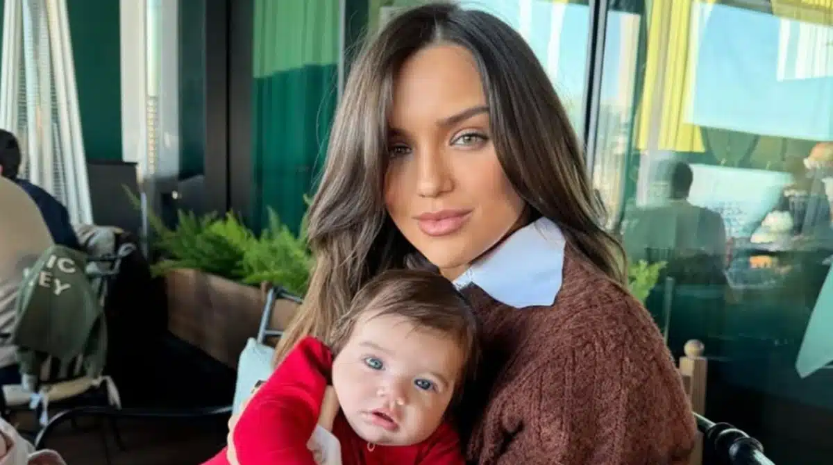 Rafa Kalimann mostra sua bebê e revela de desafios da maternidade