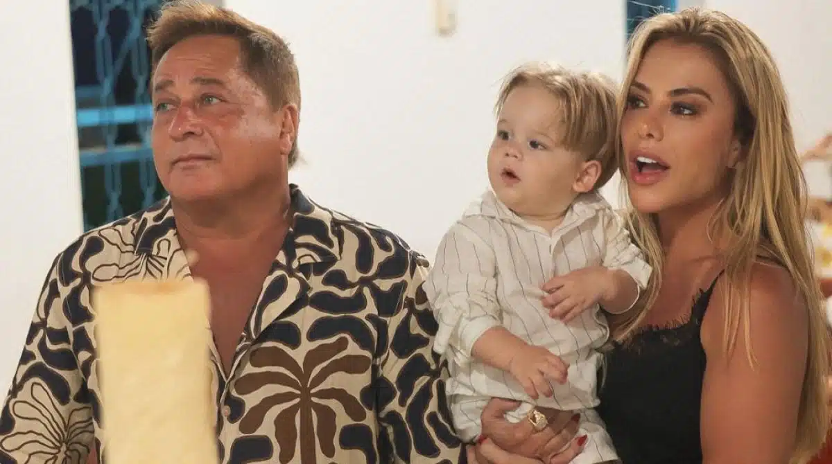 Esposa de Leonardo destaca semelhança dele com neto caçula