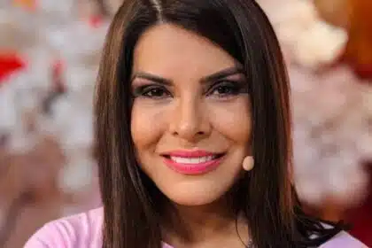 Mara Maravilha posa com o filho e o ex, nos EUA