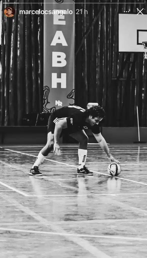 Marcelo Sangalo surge jogando futsal