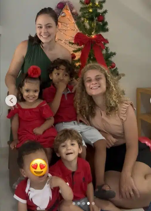 contioutra.com - Menina adotada s&oacute; dormia em p&eacute;, encostada na parede &mdash; motivo deixou nova m&atilde;e sem rea&ccedil;&atilde;o em SC