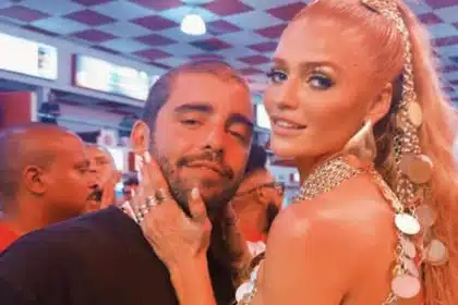 Pedro Scooby impressiona ao exibir a filha andando a cavalo