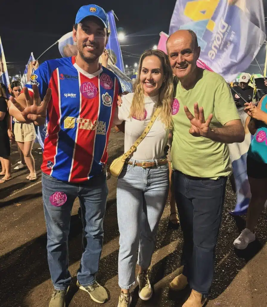 Secretário com a esposa e o prefeito antes do ocorrido