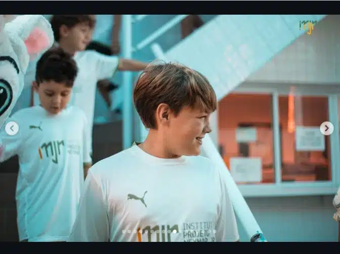 Carol Dantas mostrou fotos raras de seu filho com Neymar e surpreendeu/ Reprodução