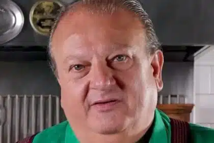 Erick Jacquin mostrou o filho mais velho aprendendo a cozinhar