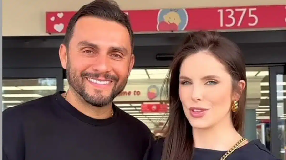 Mano Walter e Débora fazem enxoval nos EUA