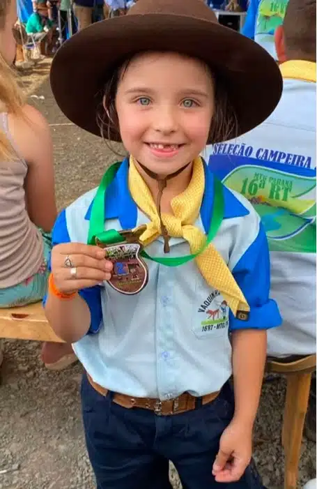 Menina Ana Júlia partiu com nove anos