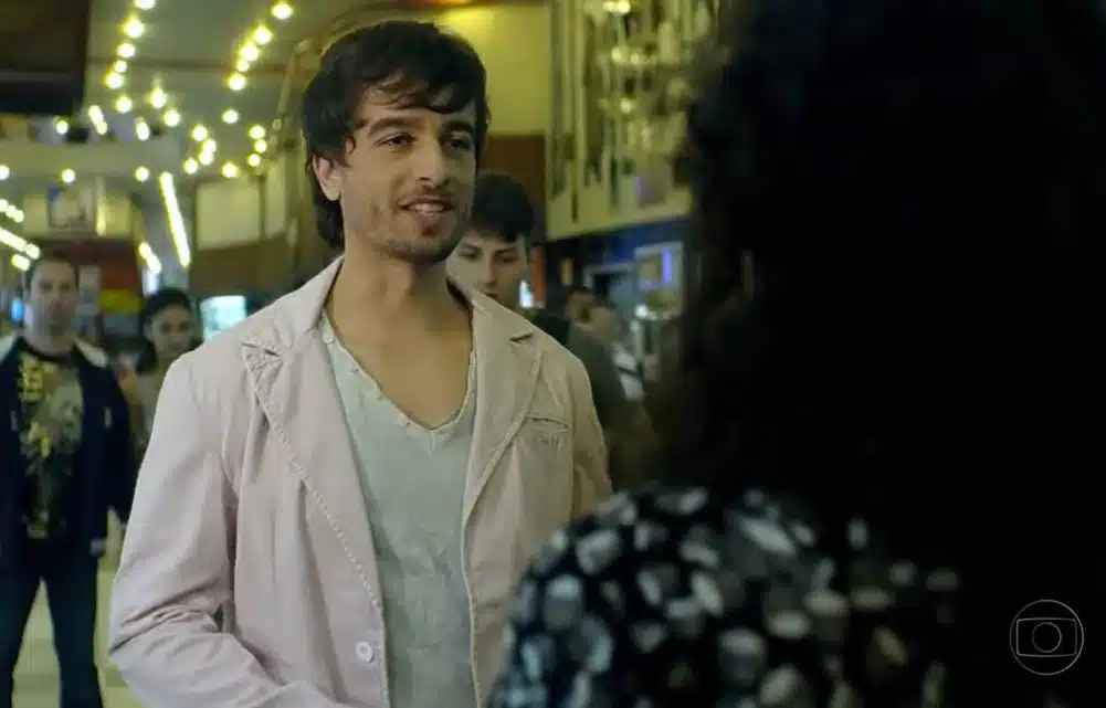 Ator Marco Furlan em participação em uma série