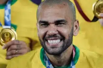 Daniel Alves comemorou um ano da filha com festa