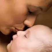 Os primeiros cuidados com o recém-nascido