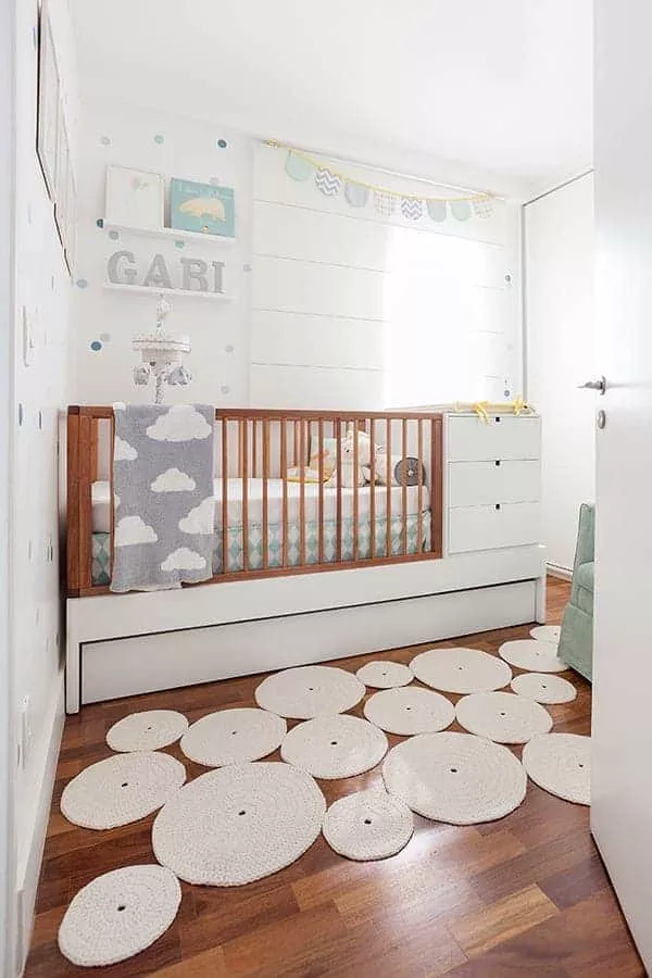 Berço funcional é uma boa opção para o quarto de bebê