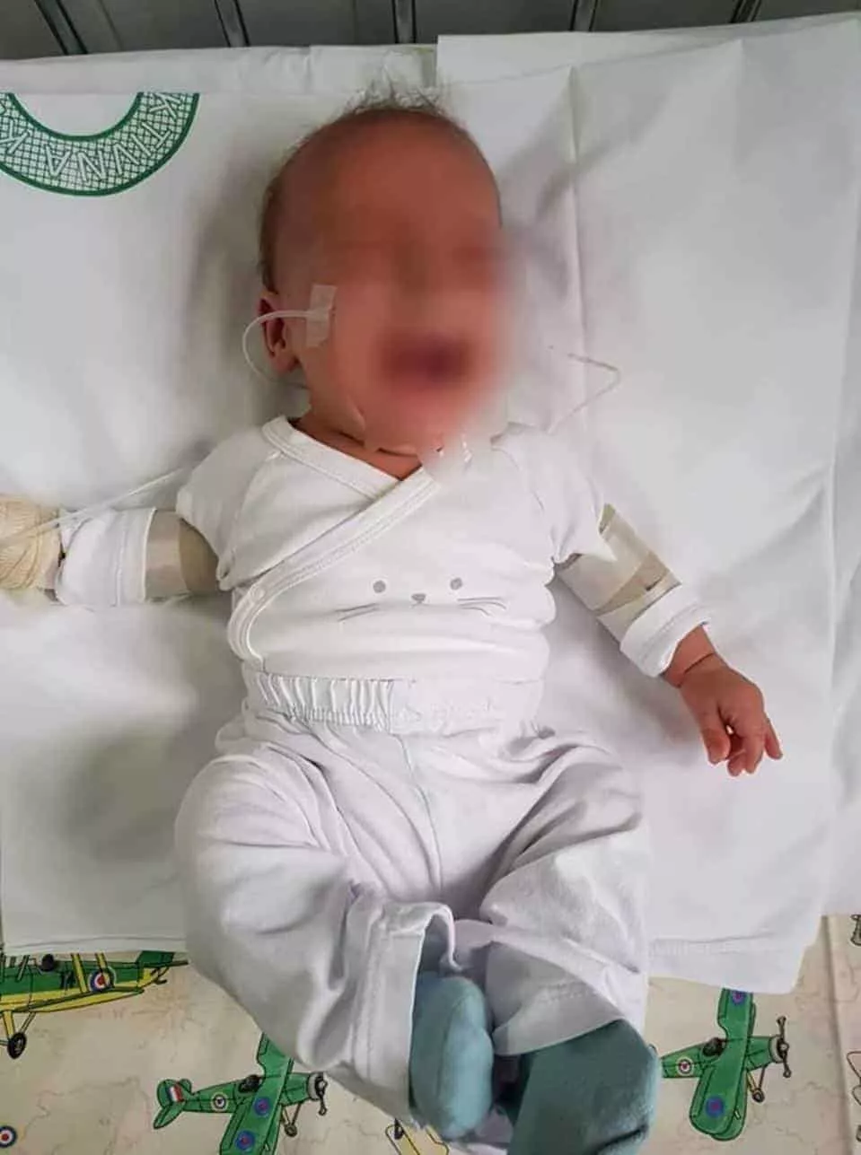 O caso do bebê amarrado aconteceu na Croácia 