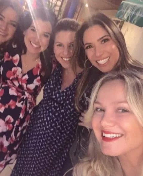 As três filhas de Silvio Santos, Patrícia, Daniela e Renata e a apresentadora Eliana