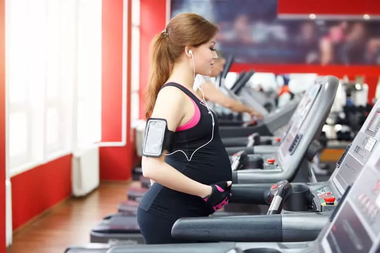 Saiba como os exercícios na gravidez são importantes